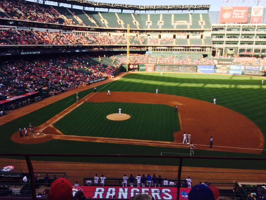 kareneloman's tweet photo. @Rangers - @beltre with the #twohitter http://t.co/endMgr6PKD