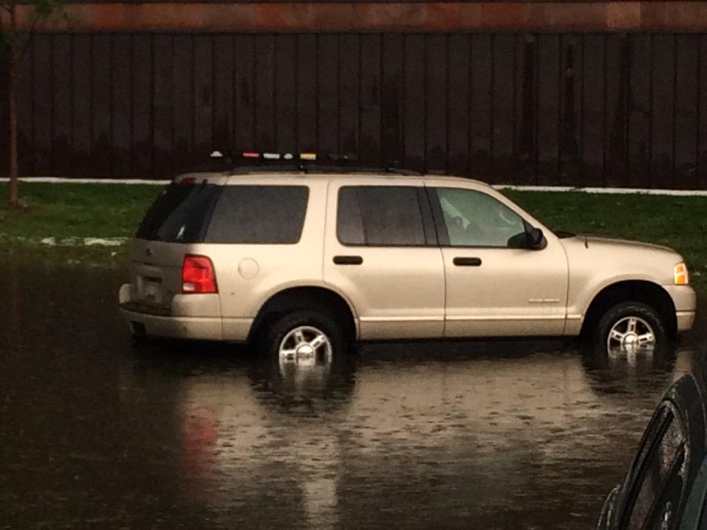 Water still halfway up the wheel well at DU's Magness Arena. #9NEWS #9wx