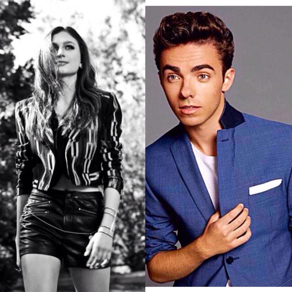 SteveSerrano's tweet photo. #8OClockFaceOff challengers tonight are.. RT @theofficialdaya #HideAway or Fav @NathanSykes #KissMeQuick call/tweet!! http://t.co/GsUWwM4WqD