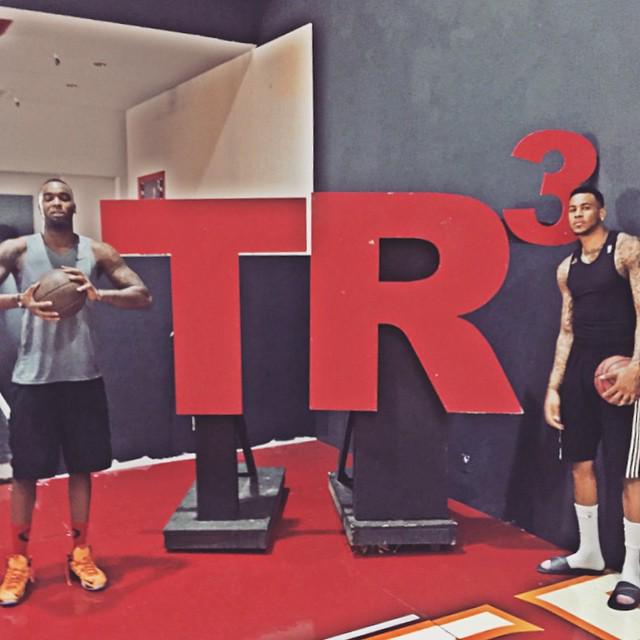 Tr3Hoops's tweet photo. Great having @EricMoreland15 & @amoultrie in the gym today doing work! This is the place to be this summer! #Tr3Hoops http://t.co/e1sYLs9BZd