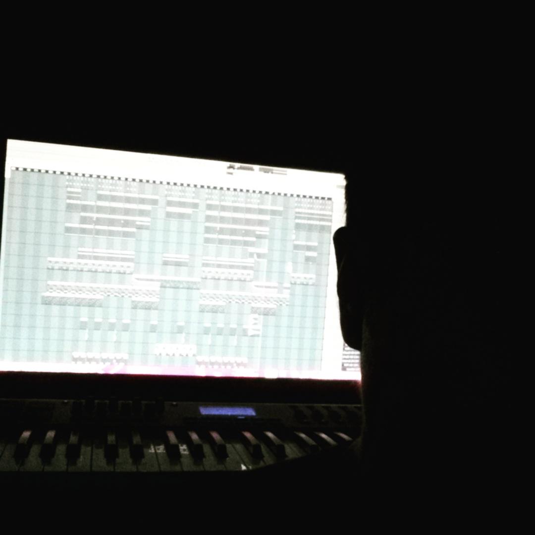 TRIPVCID's tweet image. work flow... At night 🌜🎶🎵🎹 
#beats #edm #chillmusic #workflow #producer #dj #music