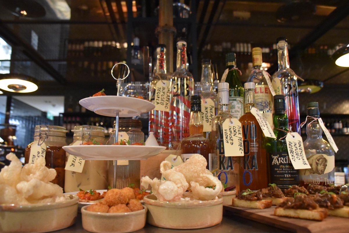 #AperitivoAfternoons every Thurs from 5pm - #complimentary #snacks w/ drinks #melbournedrinks