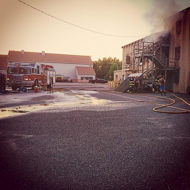 AFireStation's tweet image. Found this cool photo, not mine #burnbuilding #firetruck #firefighter #station17