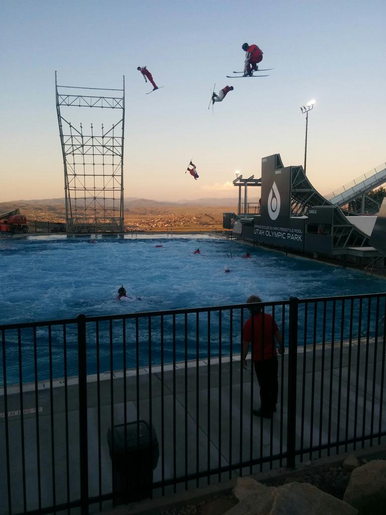 birsen_donmez's tweet photo. #flyingace all star amazing show at #da2015 #parkcity #olympicstadium http://t.co/vjFpMu2afN