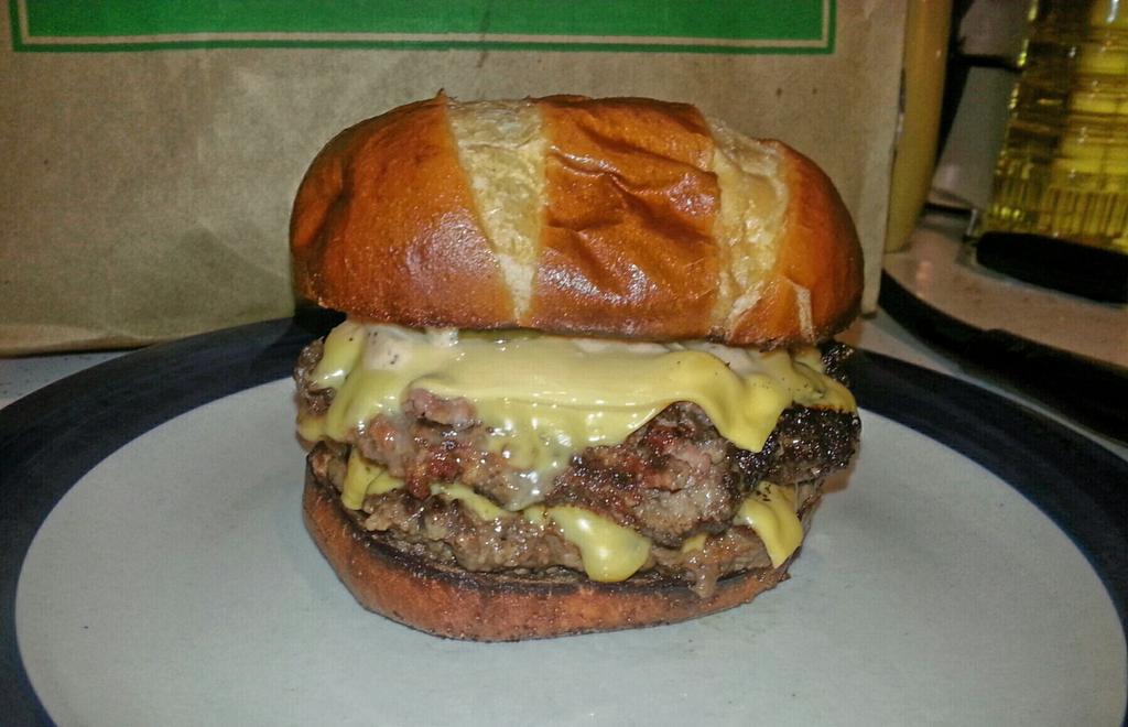 Oh yeah... House ground brisket, short rib, and Sirloin. . My lunch/dinner