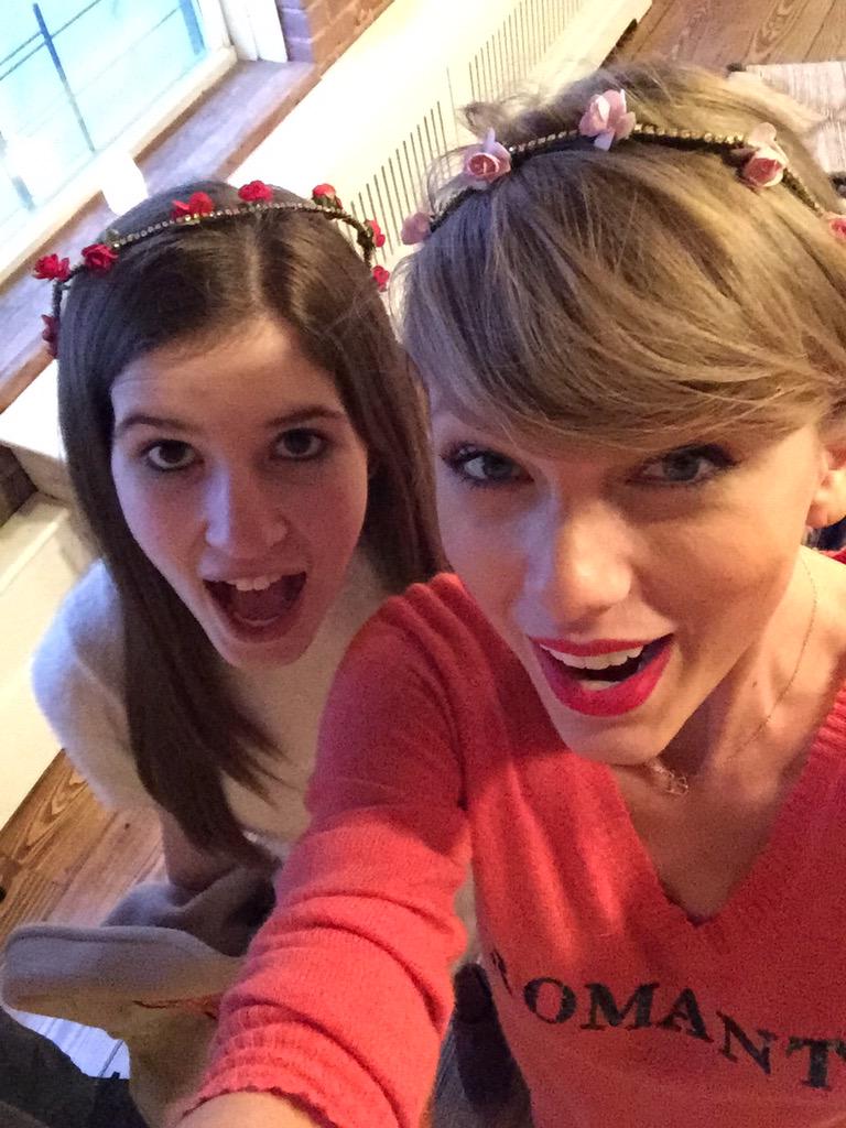 indierecord's tweet photo. love you, thanks for everything you do @GilletteStadium 💗💗 #GilletteStadiumSwifties http://t.co/m7e7b6zA7F
