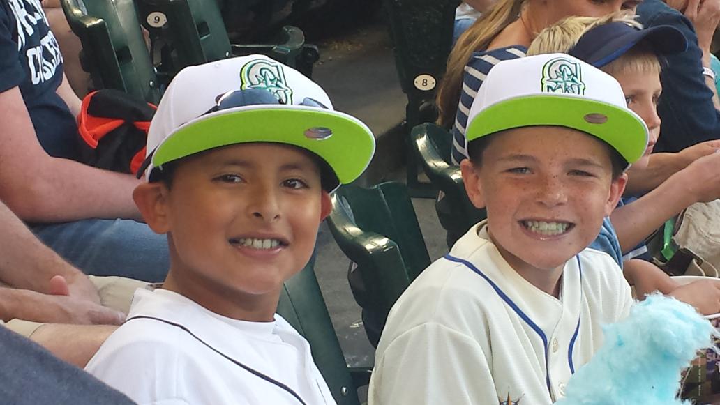 maynardchic's tweet photo. Enjoying Cotton candy at Safeco. #GoMariners http://t.co/gfuEosnVNL