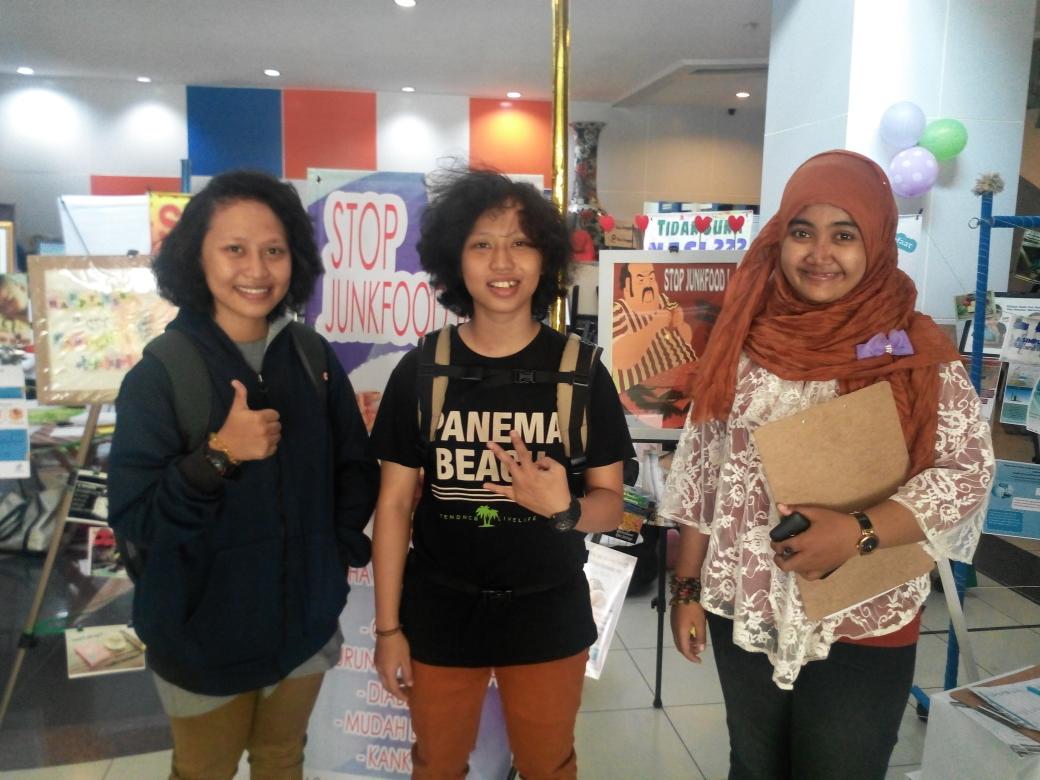 Terima kasih sudah mampir di stand junk food <a href="/murykuswari/">Avery</a> <a href="/Gizi_EsaUnggul/">Gizi Esa Unggul</a> <a href="/diraanisahb/">R.Dira Anisah Brata</a> <a href="/utiwwww/">Putri Eka Wardani</a> #gallerygizi