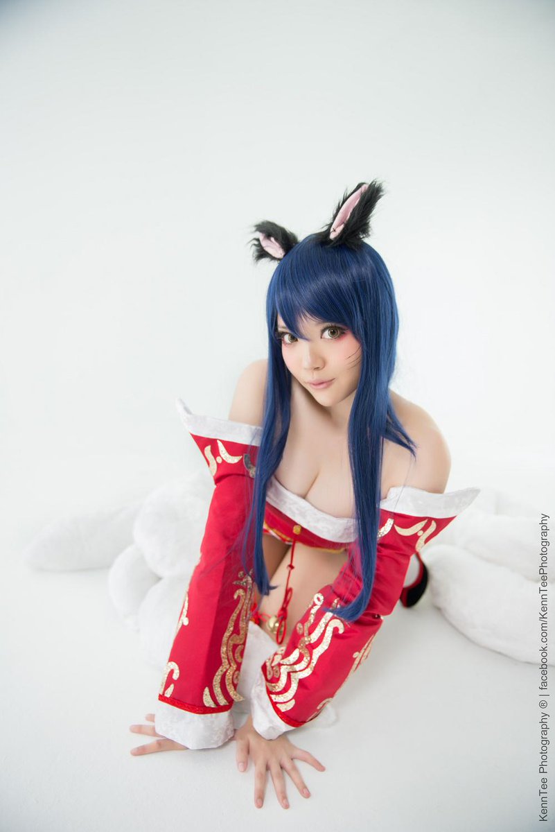 ying_tze's tweet photo. League of Legends , Ahri. Photo by @kenn_tee Photography. (´∀｀)♡ #cosplay #throwback http://t.co/3oNCAtXWL4