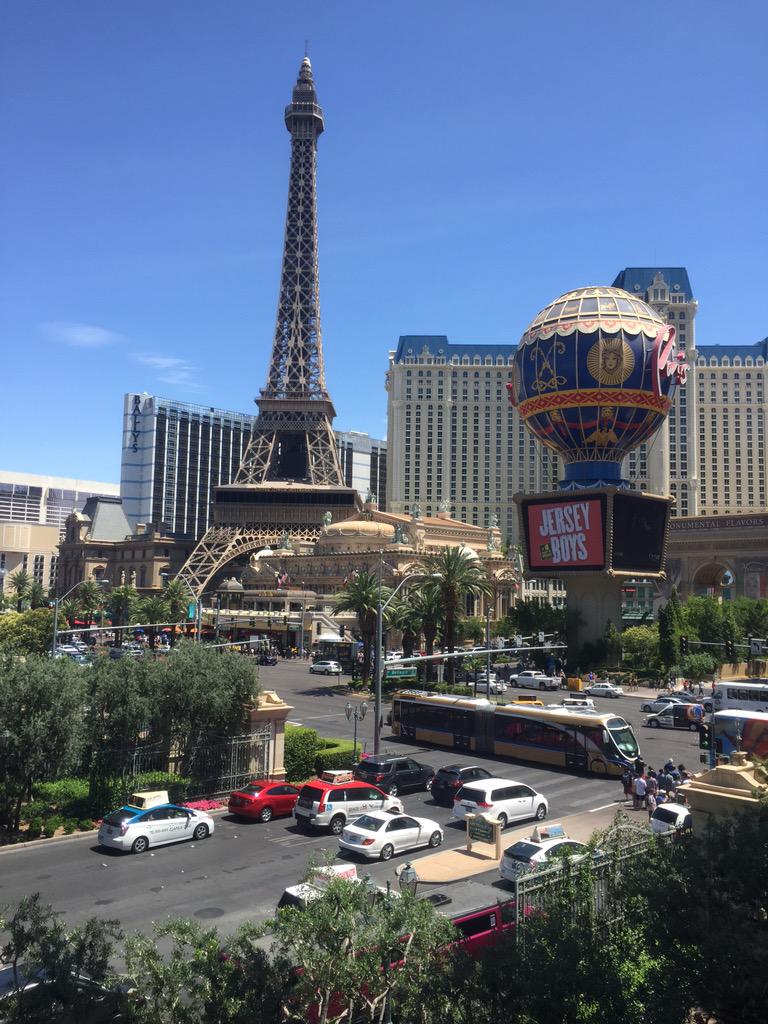 VisaPal's tweet photo. Traveling to the USA and need visa info? VisaPal makes it clear. http://t.co/TfbNi2Q1xB #travel #visa #usa #j1 #vegas http://t.co/AN6b3njRMO