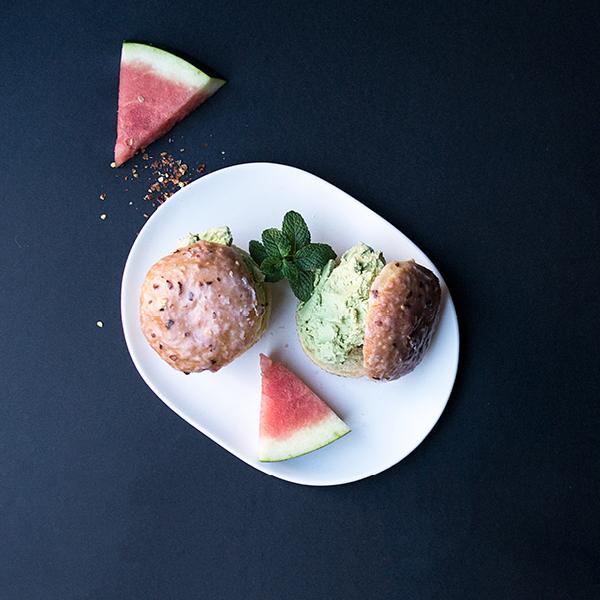 Love this shot by <a href="/ridhwaanmoolla/">Ridhwaan Moolla</a> of the @TopDup
x <a href="/ChichoGelato/">Chicho Gelato</a> #140ALIVE colab! <a href="/140Perth/">140 Perth</a>
bit.ly/Scoop-140ALIVE