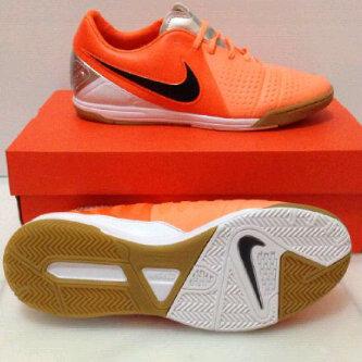 nike ctr360 futsal