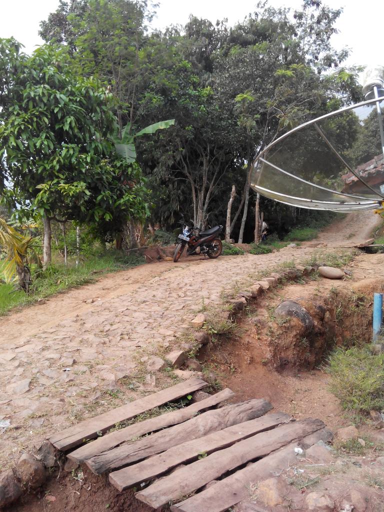 AayNgamay's tweet photo. Suasana d kampung http://t.co/lx3lkbfRvr