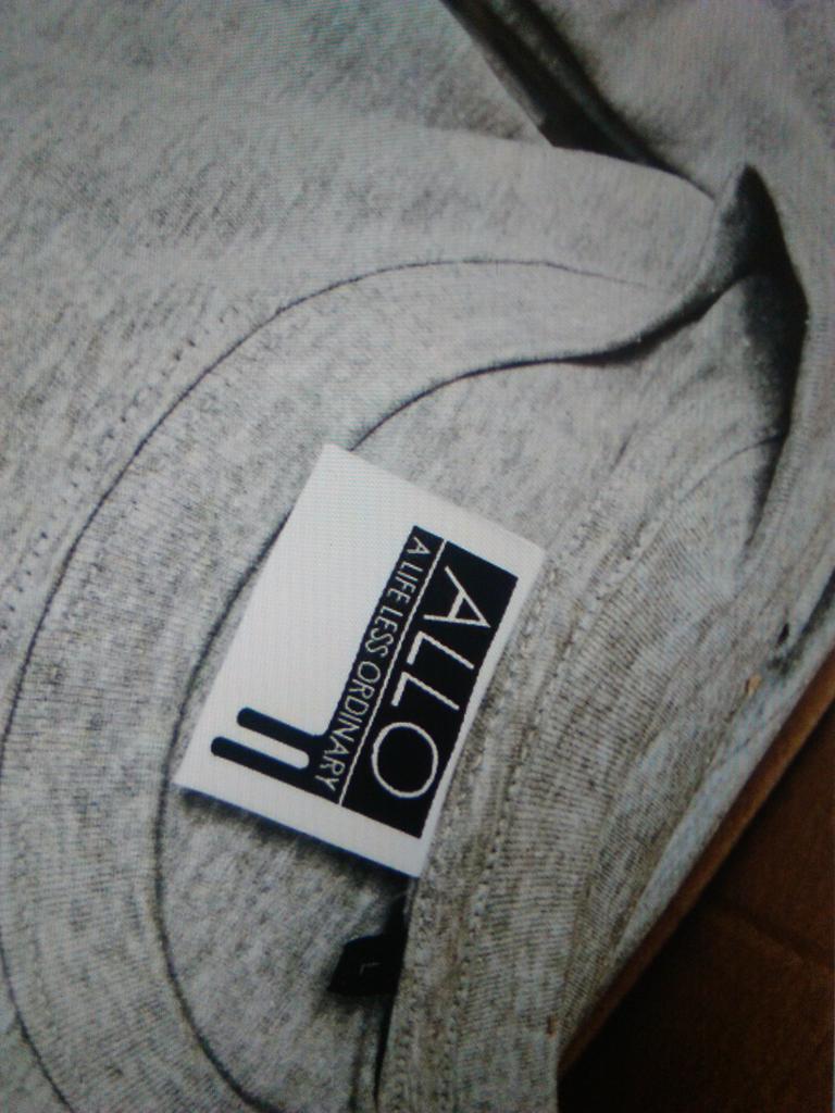alloapparel tweet picture