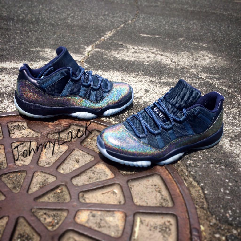 #tag #everybody #custom #kicks #tweet #Retweet