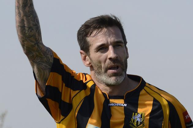 Prolific striker <a href="/Boothy15Boothy/">Paul Booth</a> explains why he signed for <a href="/AUFC_Official/">Mike Hadlum</a> kentonline.co.uk/ashford/sport/…