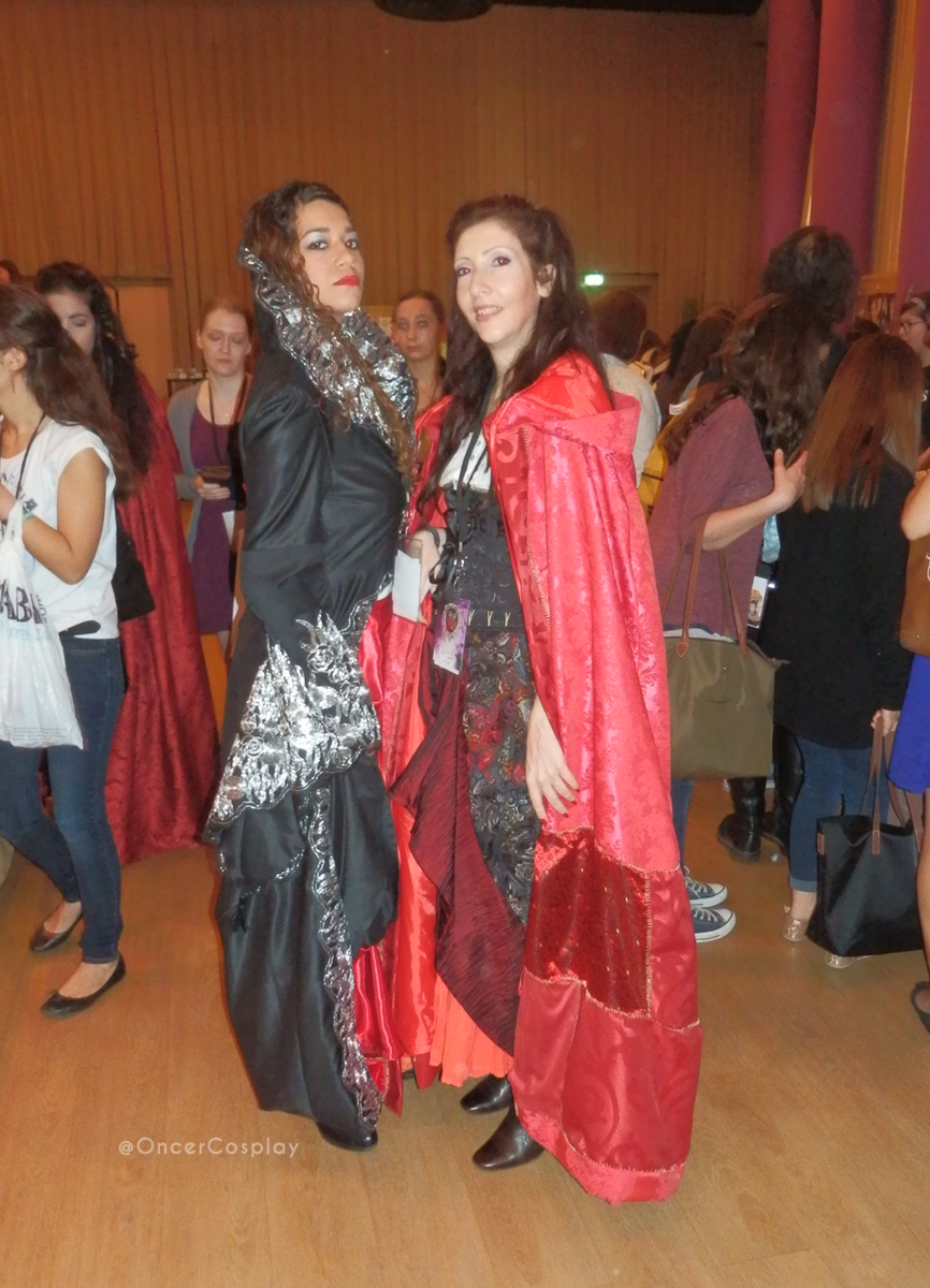 OncerCosplay's tweet photo. Regina and Ruby at #FairyTalesIII @Xivent #cosplay #evilregals http://t.co/iFHVOUOqWV