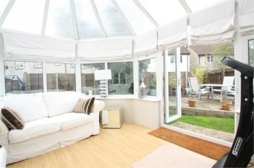 RodgersEstates's tweet image. Well presented detached house in sought after village #Taunton #ForSale #Modern #Garage tinyurl.com/pqkmchs