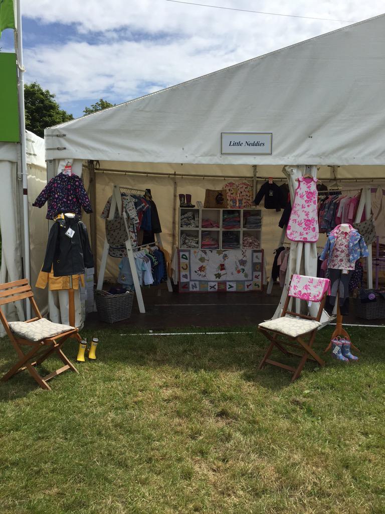 LittleNeddies's tweet photo. Beautiful day here at @HicksteadEvents. Make sure to come visit us in the @CharlesOwenHats shopping village. http://t.co/VdHHqCBp5m