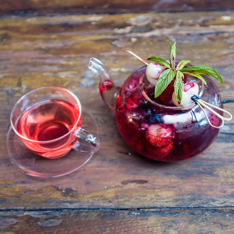 ChapelsCafe's tweet photo. Have you tried our Hunan Tea cocktail? #tea #teapot #cocktail #alcohol #chapelsonwhatley http://t.co/tvUWhFi4Wm