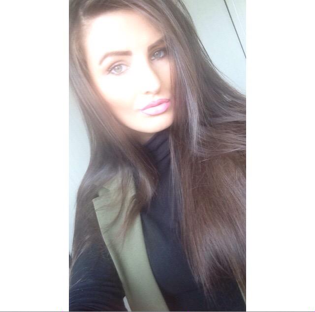 melhamiltonx's tweet photo. 🚶 http://t.co/besmOEgmYL