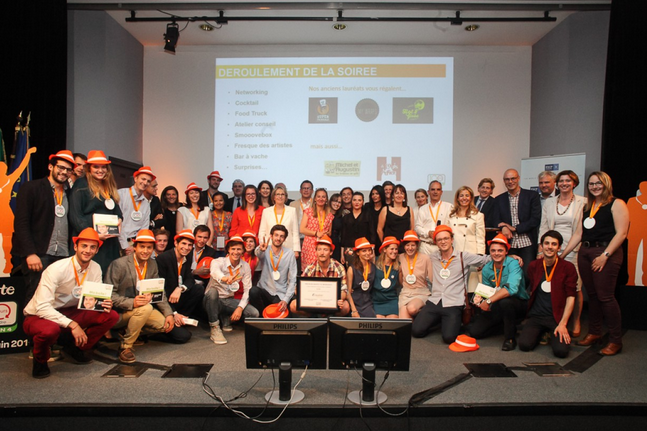 Limportant_fr's tweet photo. Créer son entreprise : la Fondation Carrefour aide les jeunes
http://t.co/mk7CaleLLB @GroupeCarrefour #partenaire http://t.co/TO4H0qXQlO