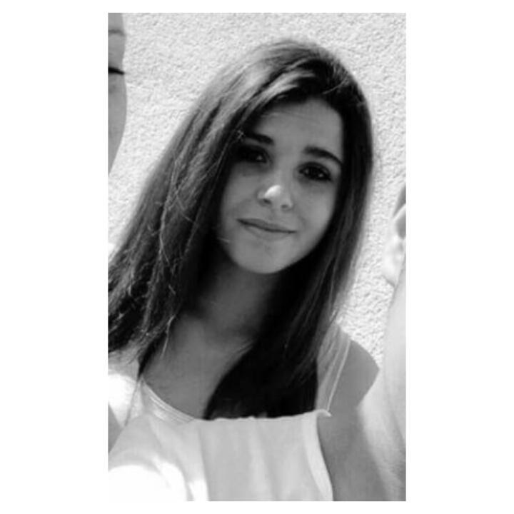 _andreane_ tweet picture