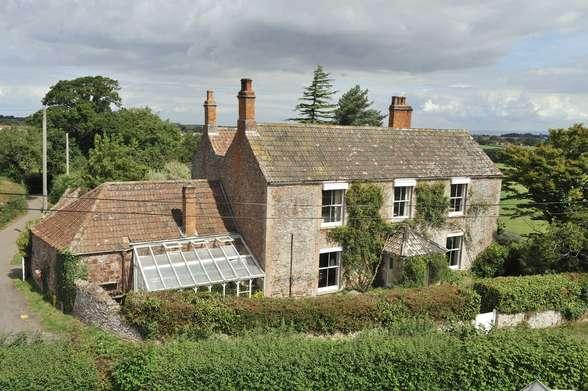 RodgersEstates's tweet image. Georgian Country House #ForSale  #Somerset about 1/2 hr from #Glastonbury  click here tinyurl.com/prwdojz