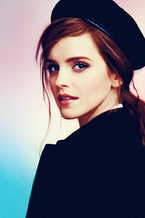 roloa9273's tweet photo. Emma Watson♡
可愛い♡♡ https://t.co/FfHNDTOKQS