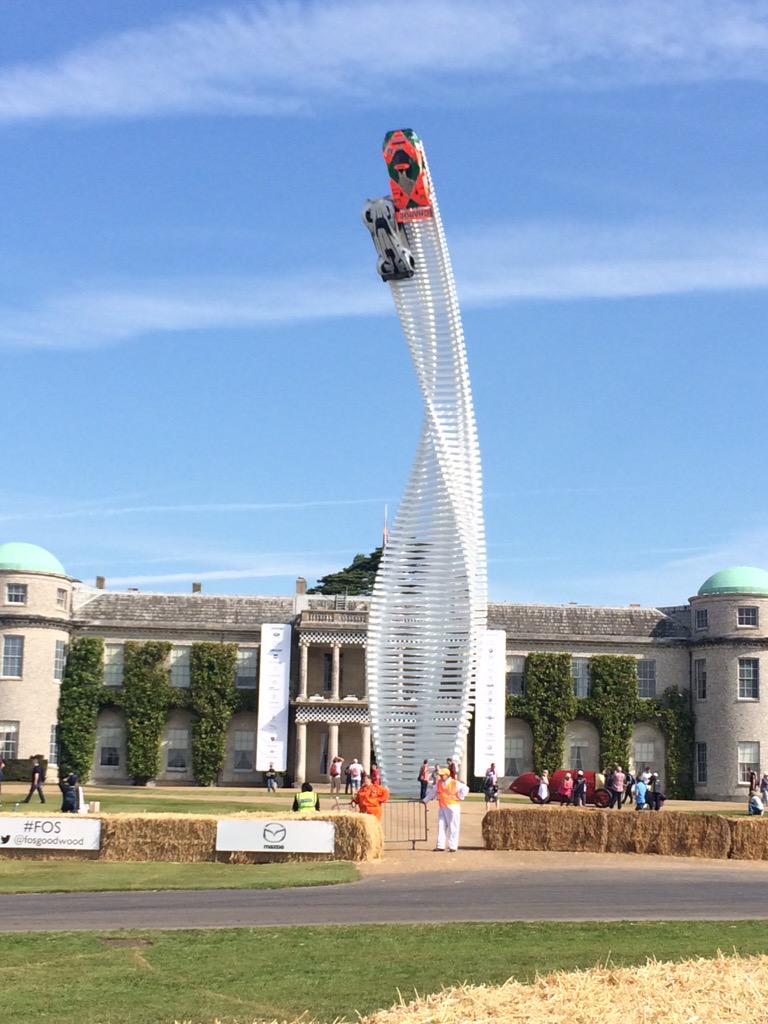 forzaferrari7's tweet photo. This years central feature!! WOW! @fosgoodwood @Mazda_UK #FOS #FoSLive #Mazda http://t.co/Mm2GnT8W6y