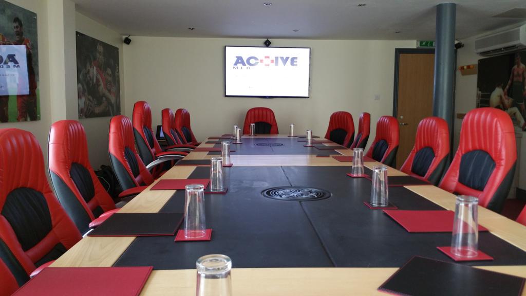 ActivemedTRG's tweet photo. @ActivemedTRG , ready to deliver more FAW & EFAW first aid courses #knowledgethroughexperience http://t.co/4MQC5vEViA