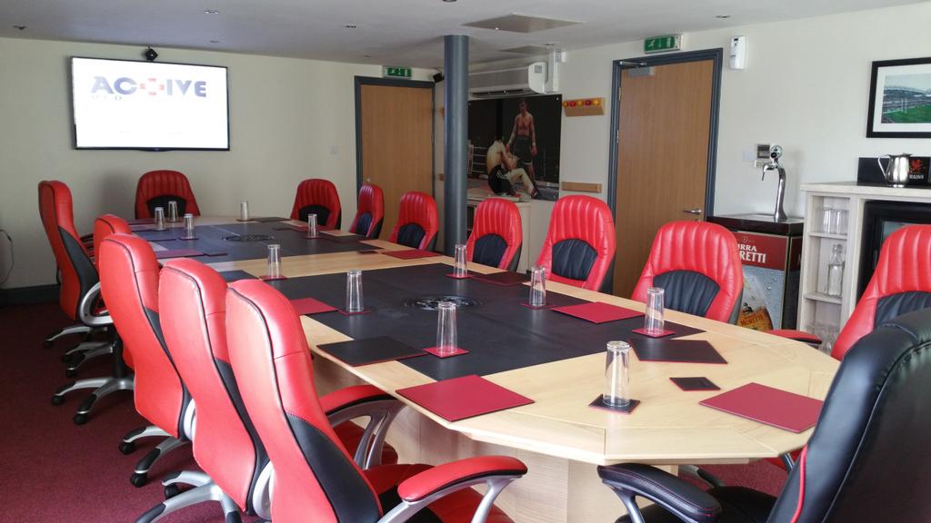 ActivemedTRG's tweet photo. @ActivemedTRG , ready to deliver more FAW & EFAW first aid courses #knowledgethroughexperience http://t.co/4MQC5vEViA