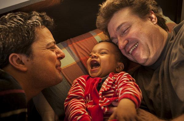 LaVanguardia's tweet photo. Los hijos de madres de alquiler casi igualan a los de adopción internacional http://t.co/t1r1uJ1nWn @anamacpherson http://t.co/vO0ZdOgx9G
