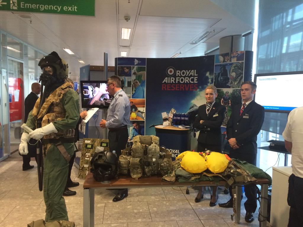 A glimpse into our day at @British_Airways recruiting for the #RAFReserves #T5 #CRC thanks for hosting us!