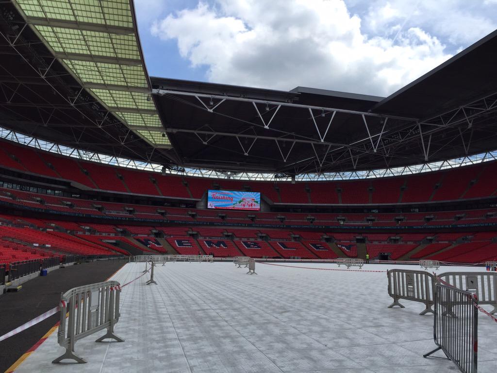 AFSfireuk's tweet image. Back on the job where AFS all began yesterday, fixing faults with Honeywell XLS80 #Wembley