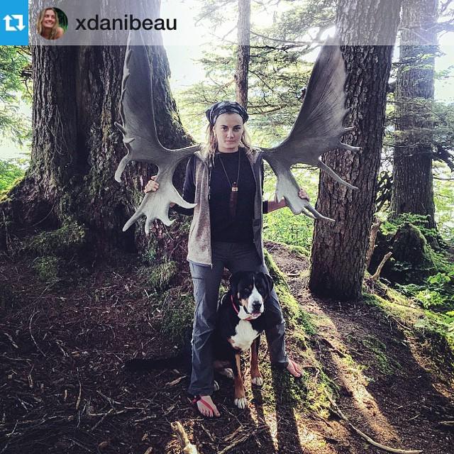 earth_runners_'s tweet photo. Unleash your inner animal! #rewild #rewilding #rewildyourself #rewildbefree #befreesandals… http://t.co/gTABKC9lJU http://t.co/a62MR0AG5x