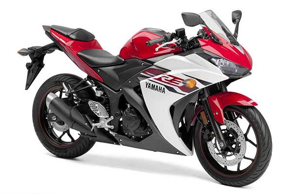 autocarindiamag's tweet photo. #Yamaha #R25 expected to hit #Indian shores >> http://t.co/FB7B9oWK1O http://t.co/XEKMAbF94i