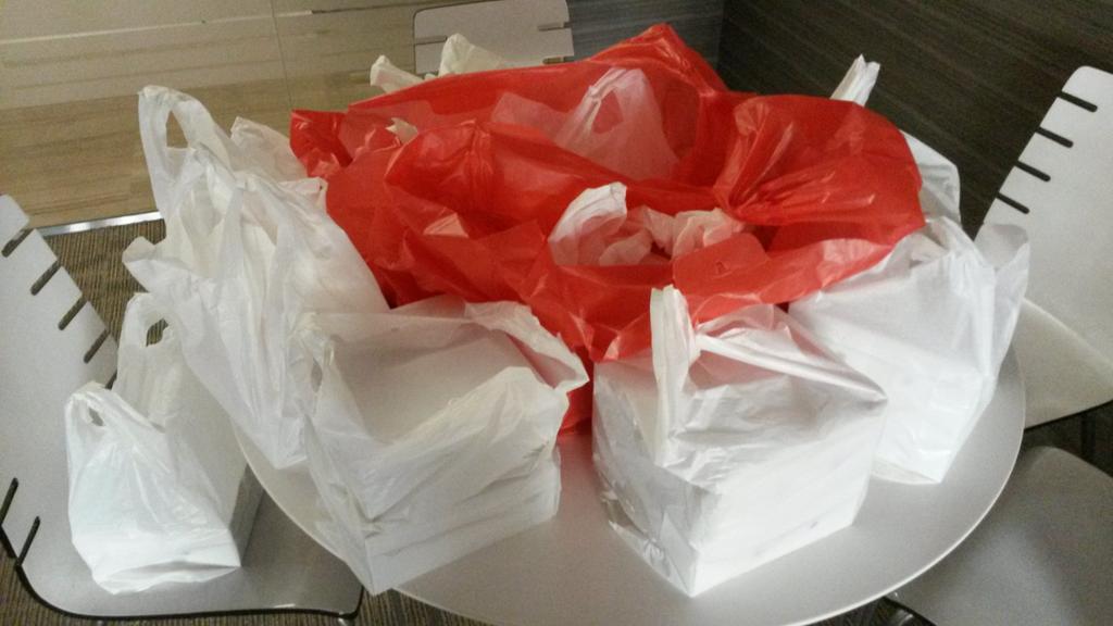 Tengkyu ya mas Pan,  Bebeknya udh smpe dgn selamat, smpe keatas lgsg diserbu, smg sukses slalu usahanya #bebeksobek