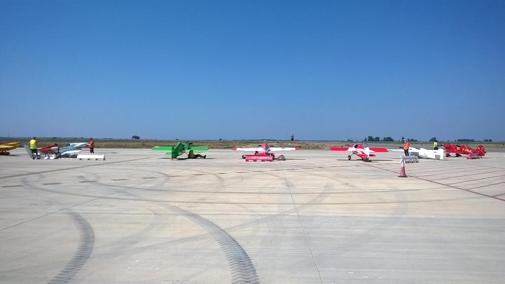 A punto para despegar! #lleidaairrace1 #airchallenge2015 #demostración
