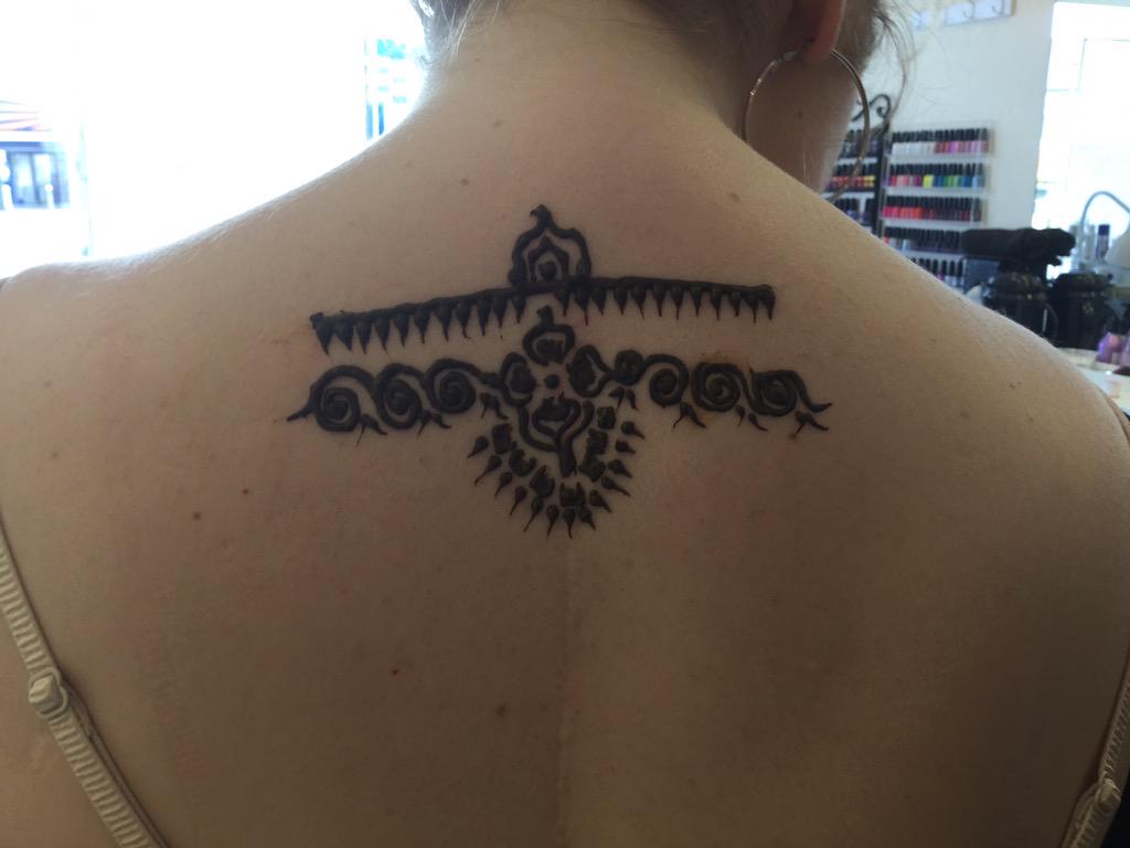 BeautyBoxDerby's tweet photo. Lots of ladies coming in for our henna designs, there is nothing prettier for proms, parties &amp; weddings! Start at £5 http://t.co/iK9QGTb0hZ