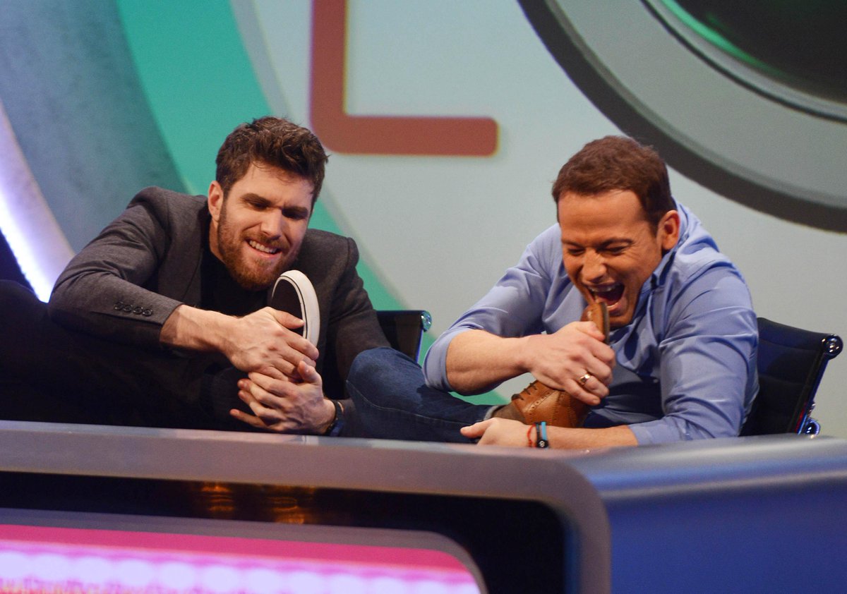 RealityBites_TV's tweet photo. Oh, and this happens... Don't ask. #noidea http://t.co/wuTqpuOkda