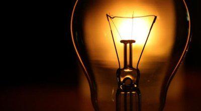 Trucos para #ahorrar luz en verano––>injobs.es/!aitortiralaso… #Ahorro #Finanzas #Economía