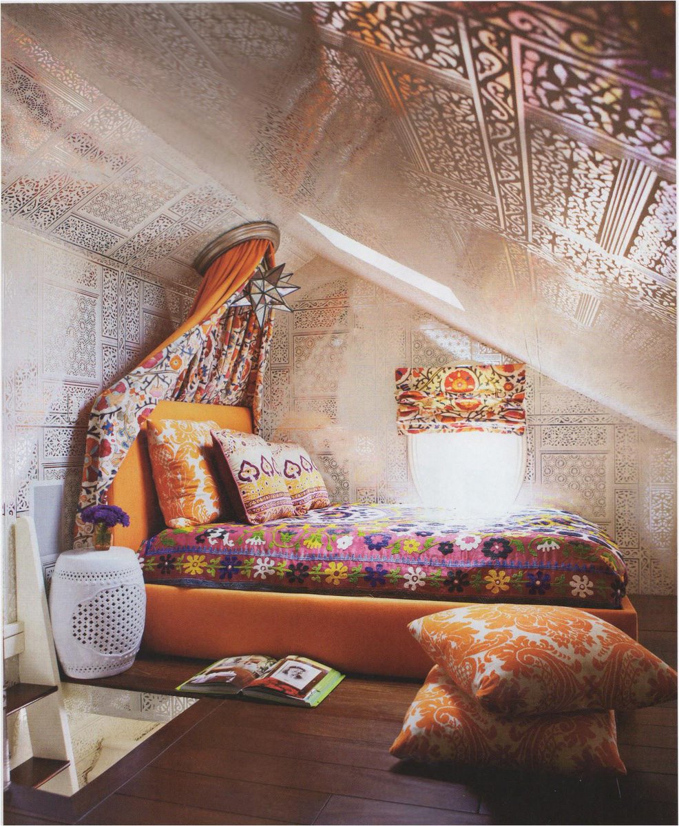 designraaga's tweet photo. What would you read first in this chic nook? #InspiringHome #bohomian #bohostyle http://t.co/QRzNPb1iav