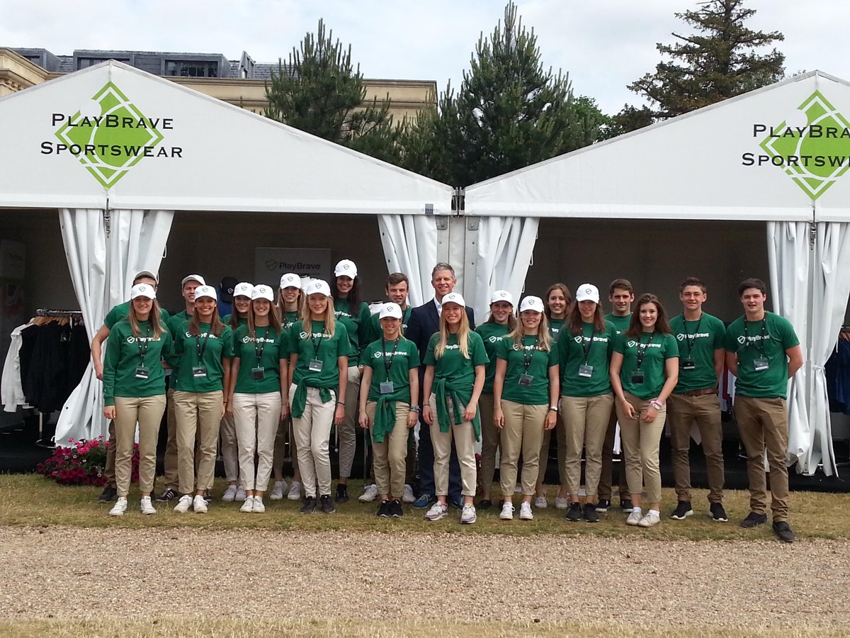 PlayBrave's tweet photo. Team photo with the gang @TheBoodles @StokePark @tennishead http://t.co/iuhnFtf5jI