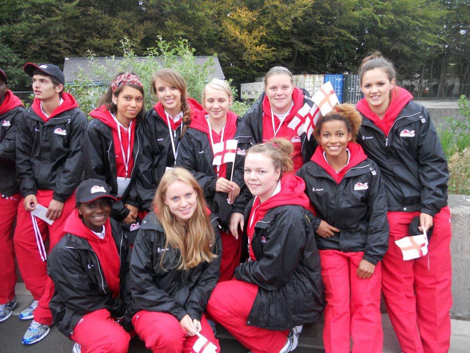 katiesnowden13's tweet photo. Superrr jealous of the CYG being in Samoa this year! #tb #2011 #isleofman @EnglandAthletic http://t.co/LmJSOeZZjf