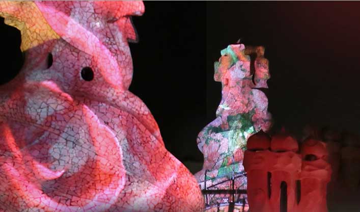 barcelonalovesu's tweet photo. Have u ever visited #CasaMila at night? An incredible experience that u should not miss out! https://t.co/nFYNydmtJC http://t.co/R35Ey5GNmZ