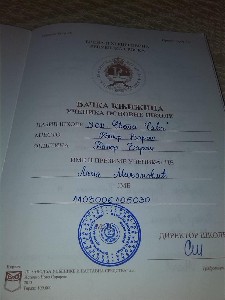 jokamiljanovic's tweet photo. Bakin ponos ,moja Lana #ocjene #treci razred #roditeljski  #srecna sam i baka i tata su uvek sve petice imali :-) http://t.co/bgkhEtTuxz