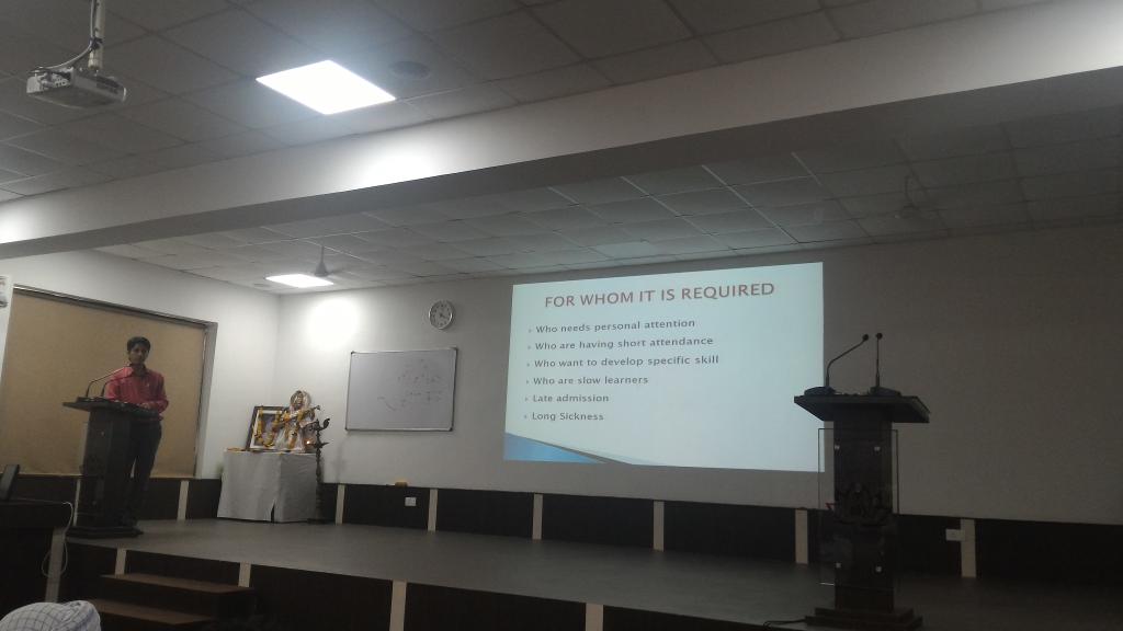 universitymewar's tweet photo. Dr.Prakash speaking abt advntgs of tutorial classes #MewarUniversity #Best #teaching #training #counseling #Research http://t.co/b3ssF04Q5J