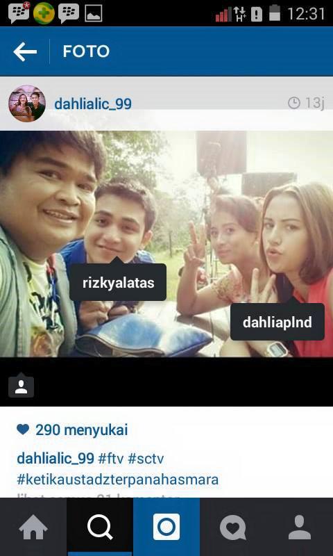 DahlialicFun's tweet photo. Syuting FTV ya? @ofc_dahlialic @dahliapoland @Rizky27Alatas http://t.co/mZGAPGFbTv