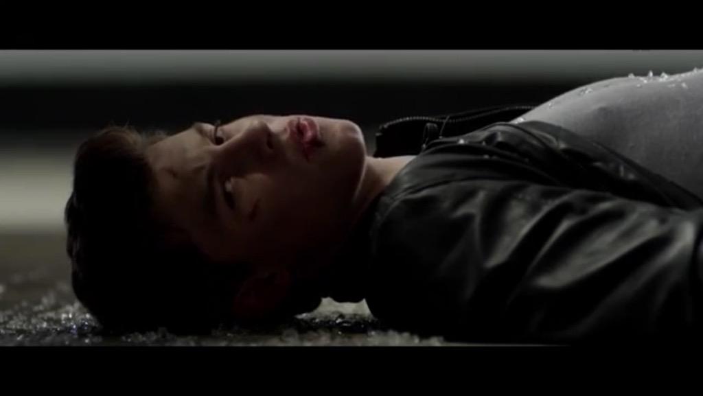 ValerieFresnos's tweet photo. this was such an intense but amazing video, i really enjoyed it. // #NewStitchesVideo @ShawnMendes. http://t.co/GxzUUbcaR0